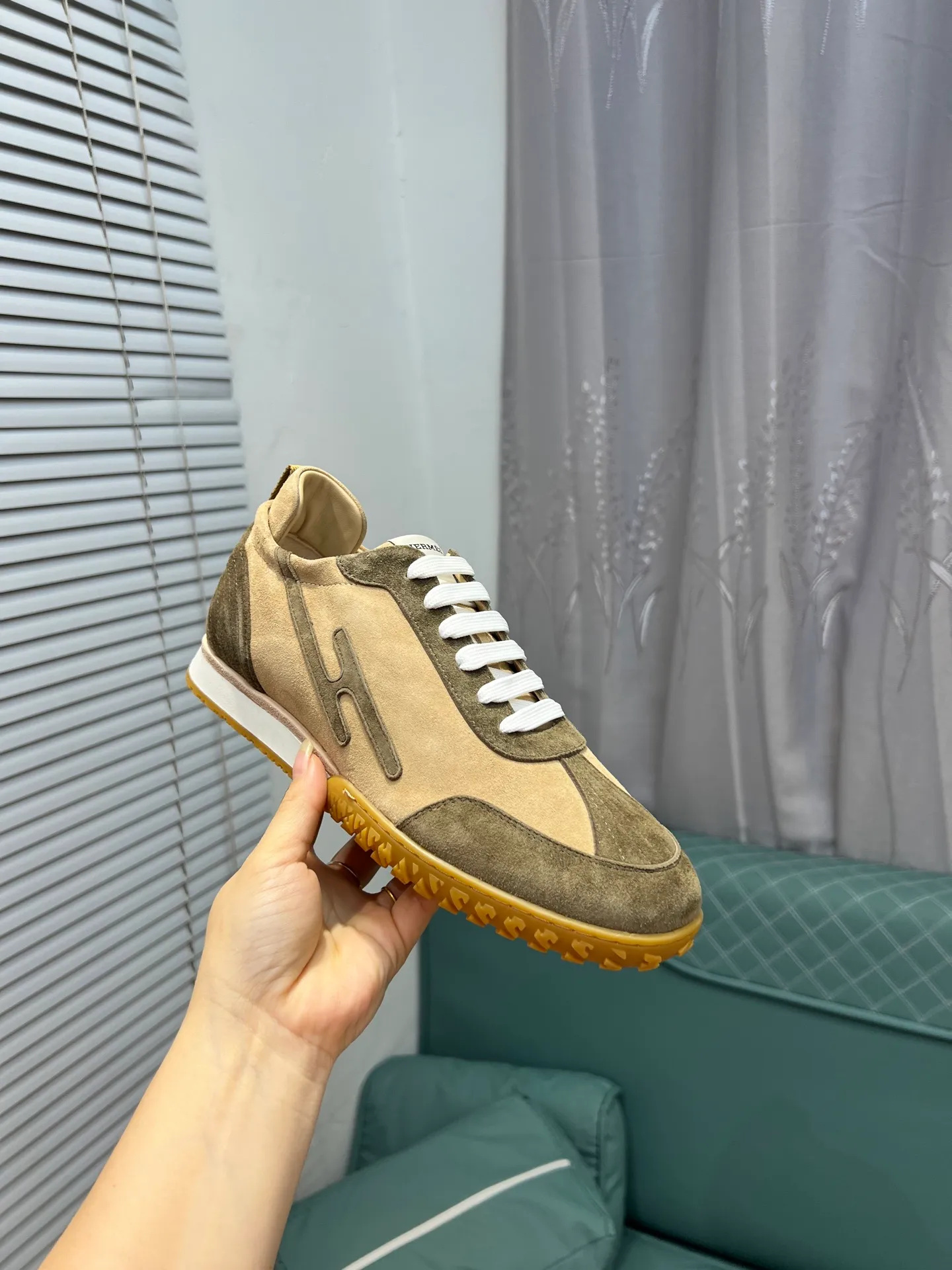 Men's shoes 💰700 [HERMES] Hermès - High-end quality original order 🔍🔍 - Upper: 🔝 cowhide suede splicing design - Inner lining: imported mixed sheepskin - Outsole: TPR foam · Rubber: two-color combined molding outsole - Super high quality control · Fine workmanship: highlighted (high-end, luxury, grade) -Size: 38-44 (45, 46, can be customized)